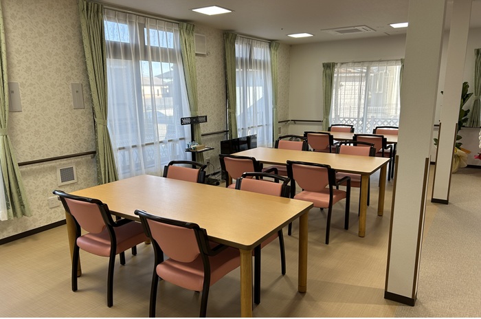 サービス付き高齢者向け住宅　憩いの園よつば 参号館